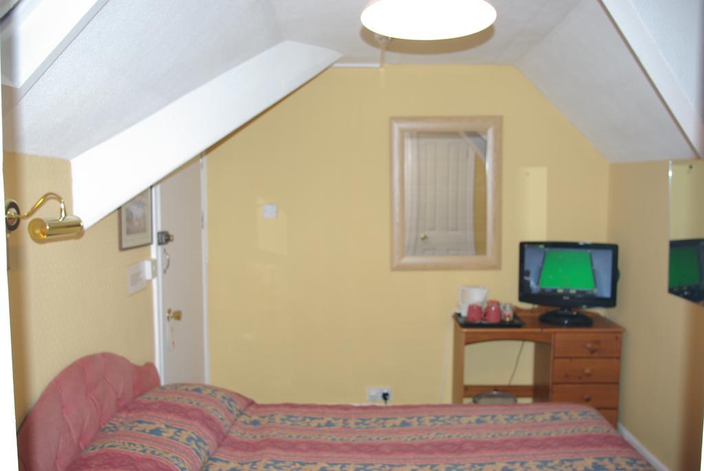 Menai Bank Hotel Caernarfon Zimmer foto