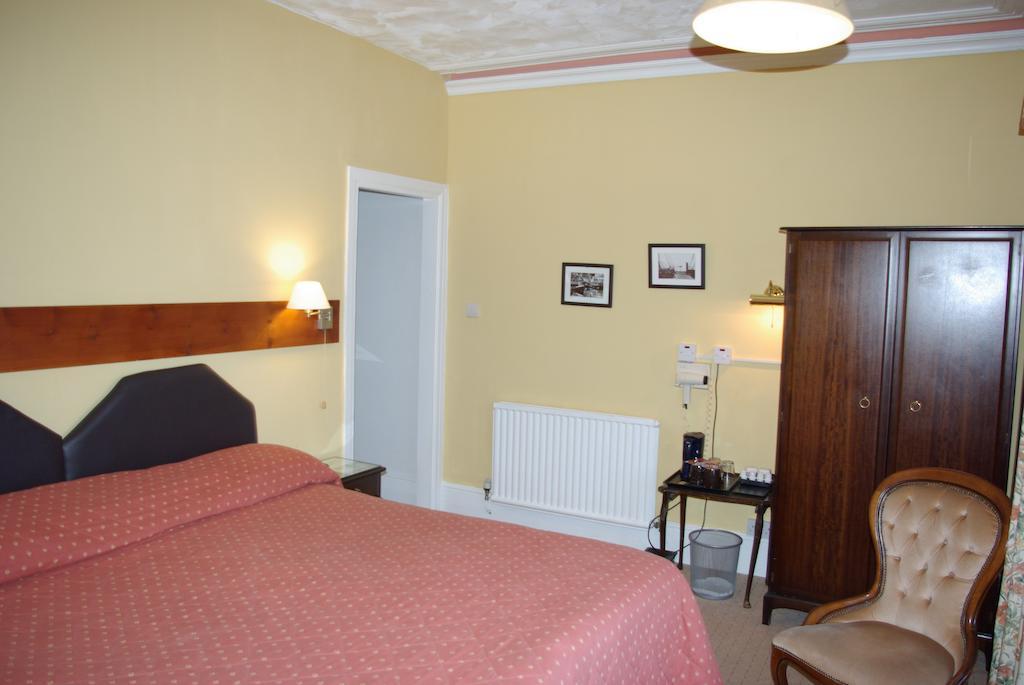 Menai Bank Hotel Caernarfon Zimmer foto