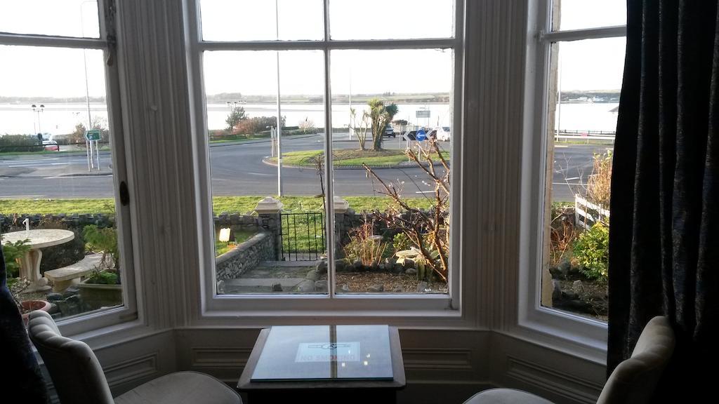 Menai Bank Hotel Caernarfon Zimmer foto